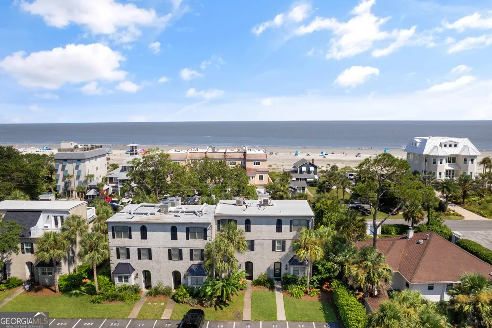 1035 Beachview DR St. Simons, GA 31522