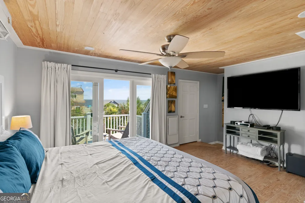 1035 Beachview DR St. Simons, GA 31522