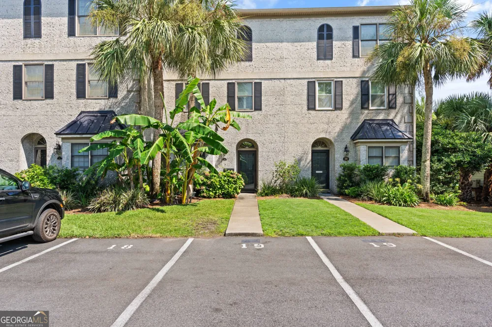 1035 Beachview DR St. Simons, GA 31522