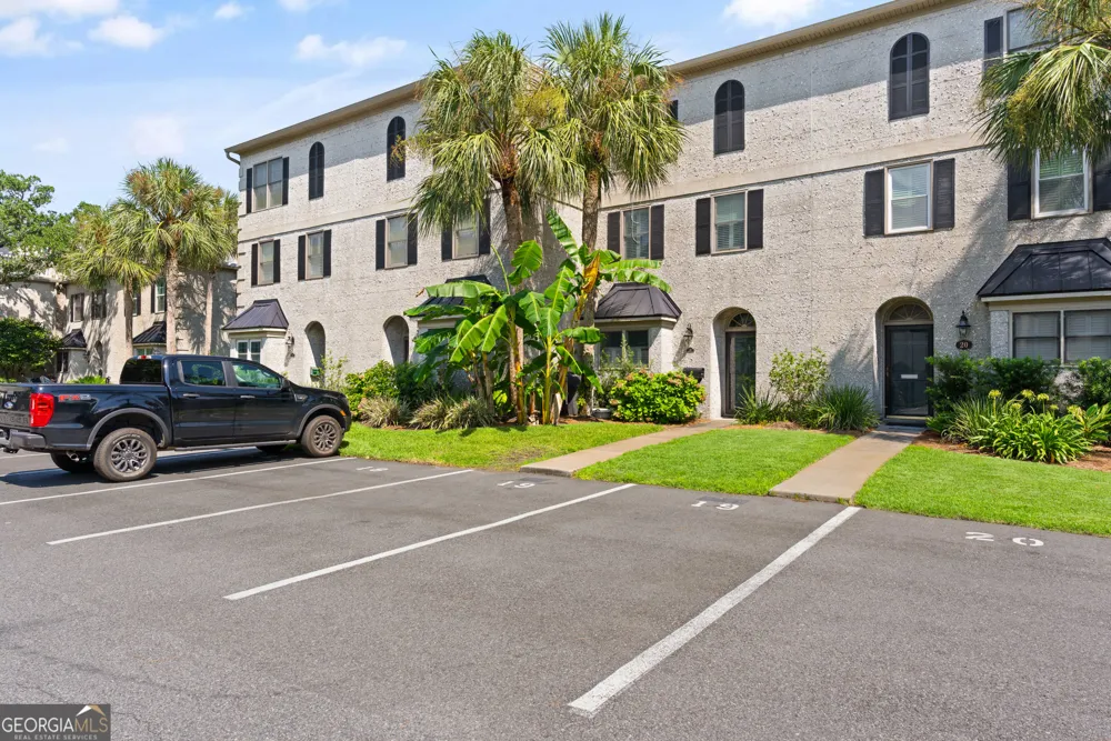 1035 Beachview DR St. Simons, GA 31522