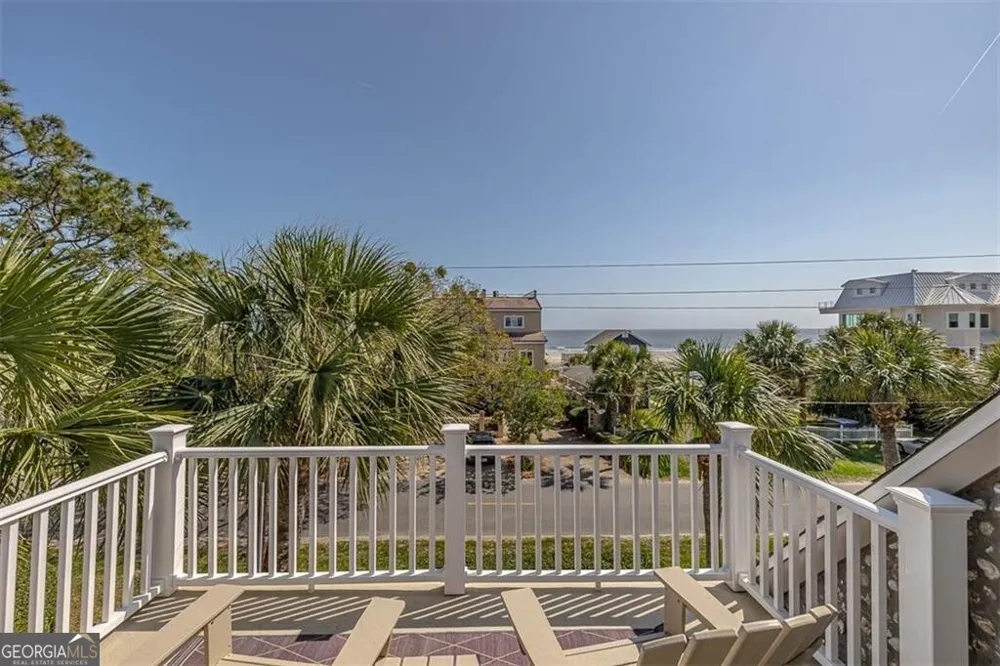 1035 Beachview DR St. Simons, GA 31522