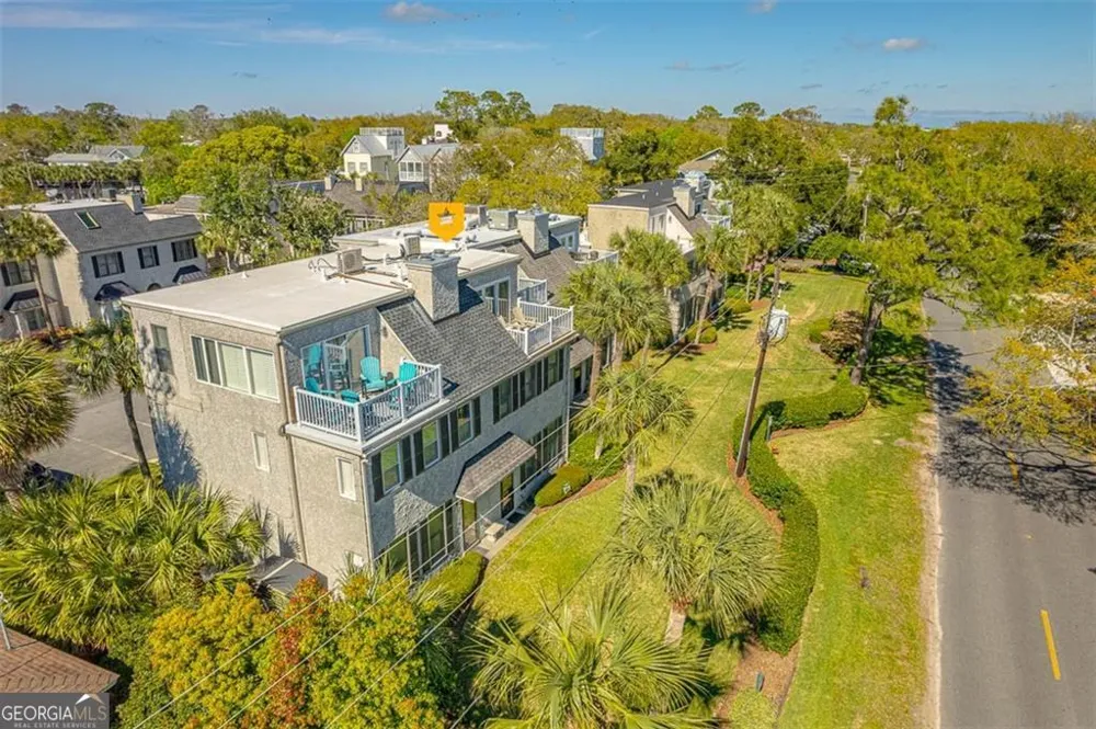 1035 Beachview DR St. Simons, GA 31522