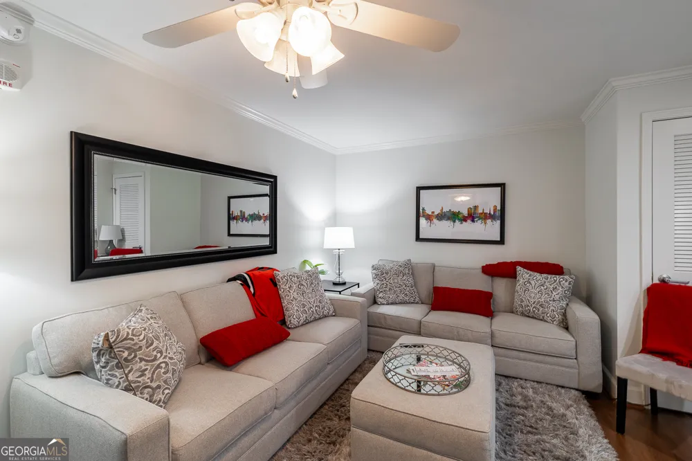 250 W Broad ST Athens, GA 30601