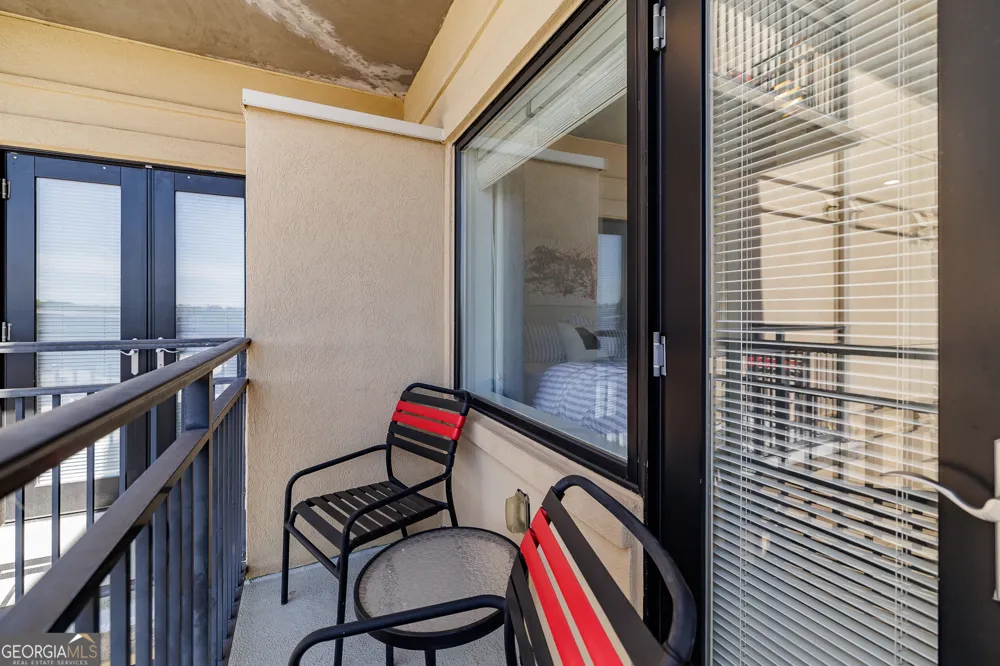 250 W Broad ST Athens, GA 30601