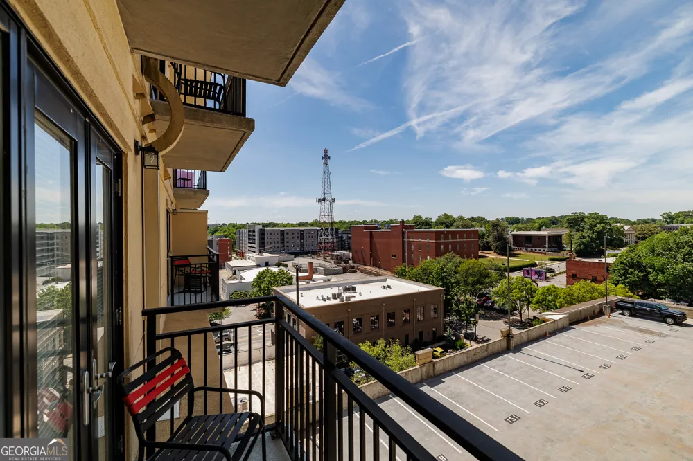 250 W Broad ST Athens, GA 30601