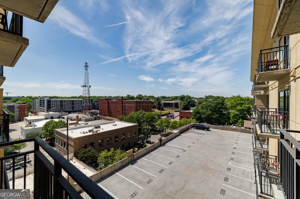 250 W Broad ST Athens, GA 30601