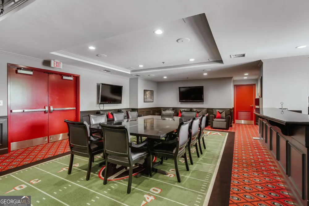 250 W Broad ST Athens, GA 30601