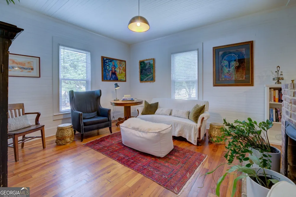 2 N Broad ST Porterdale, GA 30014
