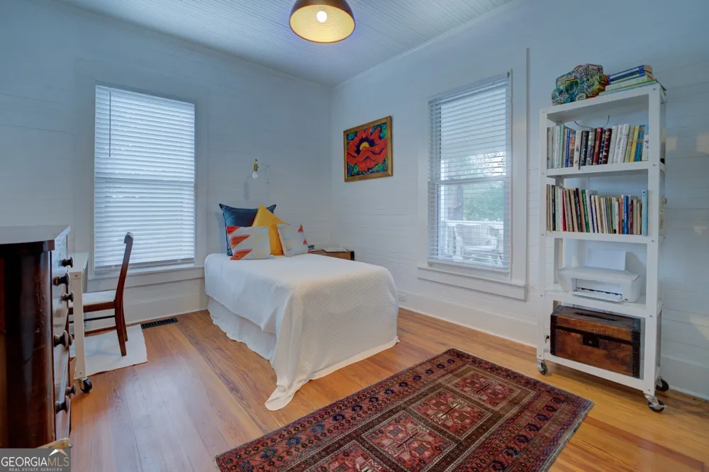 2 N Broad ST Porterdale, GA 30014