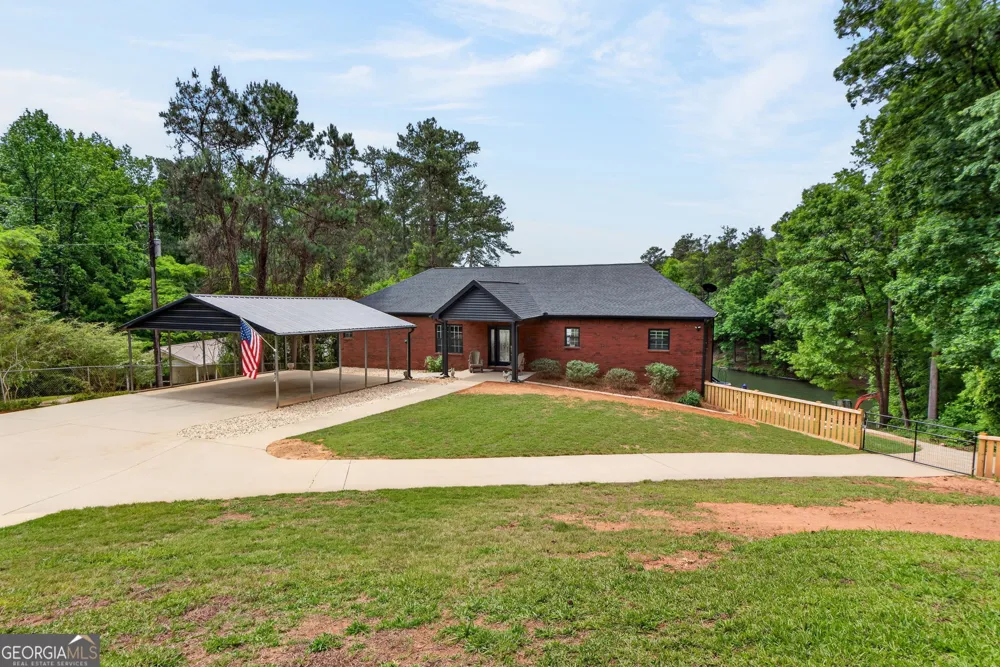 8258 Jackson Lake RD Monticello, GA 31064