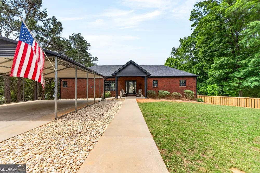 8258 Jackson Lake RD Monticello, GA 31064