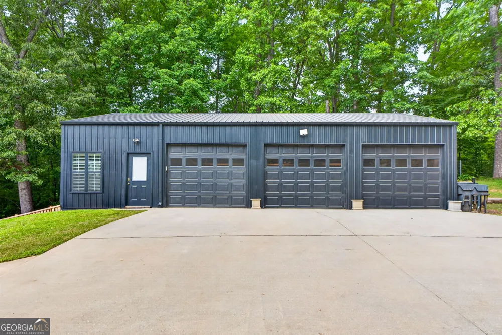 8258 Jackson Lake RD Monticello, GA 31064