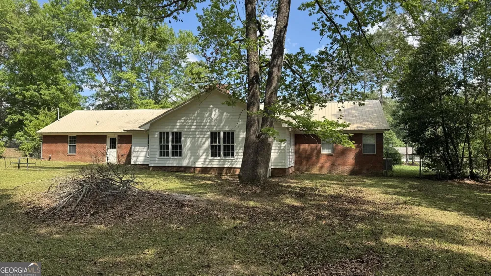 355 Summerhill RD Thomasville, GA 31757