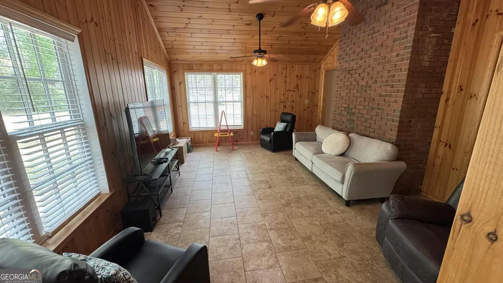 355 Summerhill RD Thomasville, GA 31757