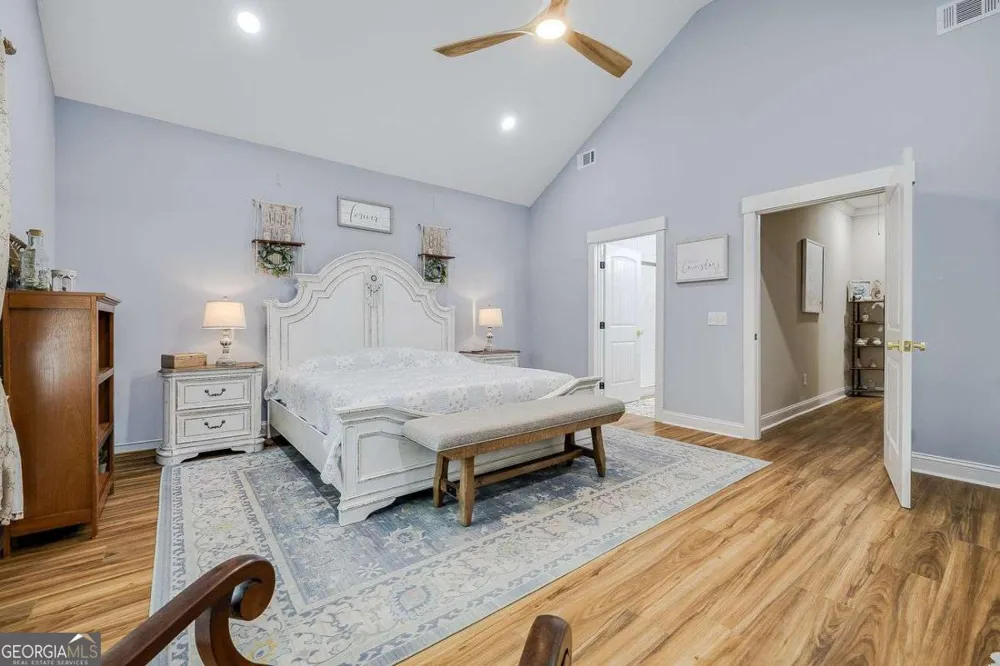 1037 Lake Side DR NE Townsend, GA 31331