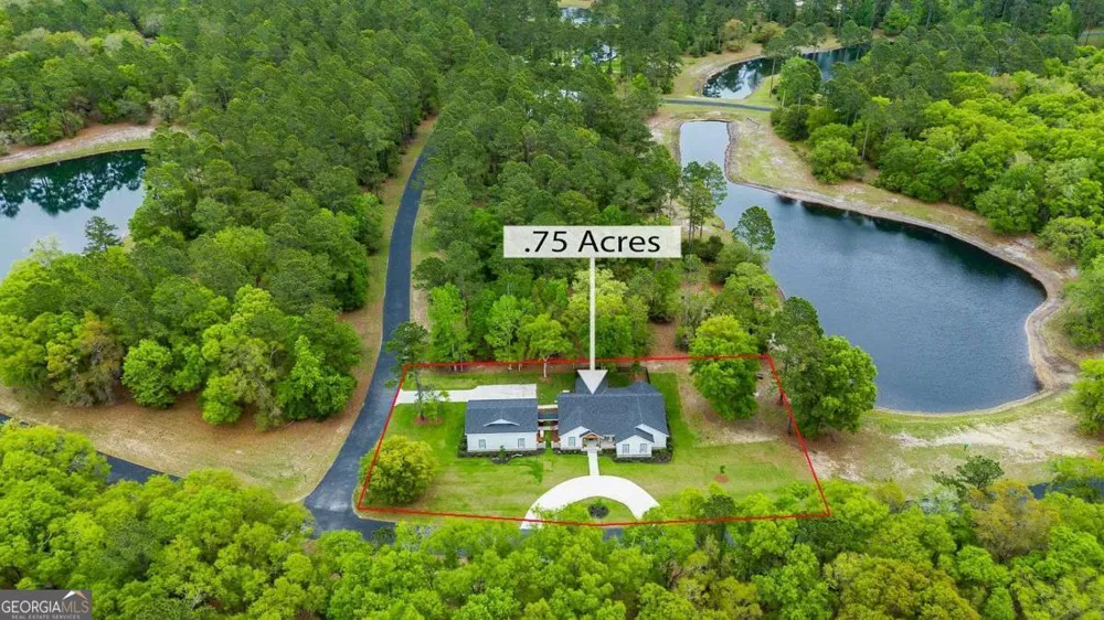 1037 Lake Side DR NE Townsend, GA 31331