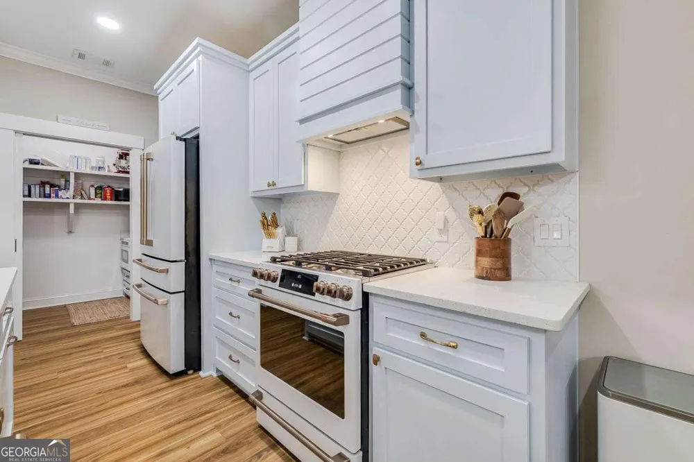 1037 Lake Side DR NE Townsend, GA 31331