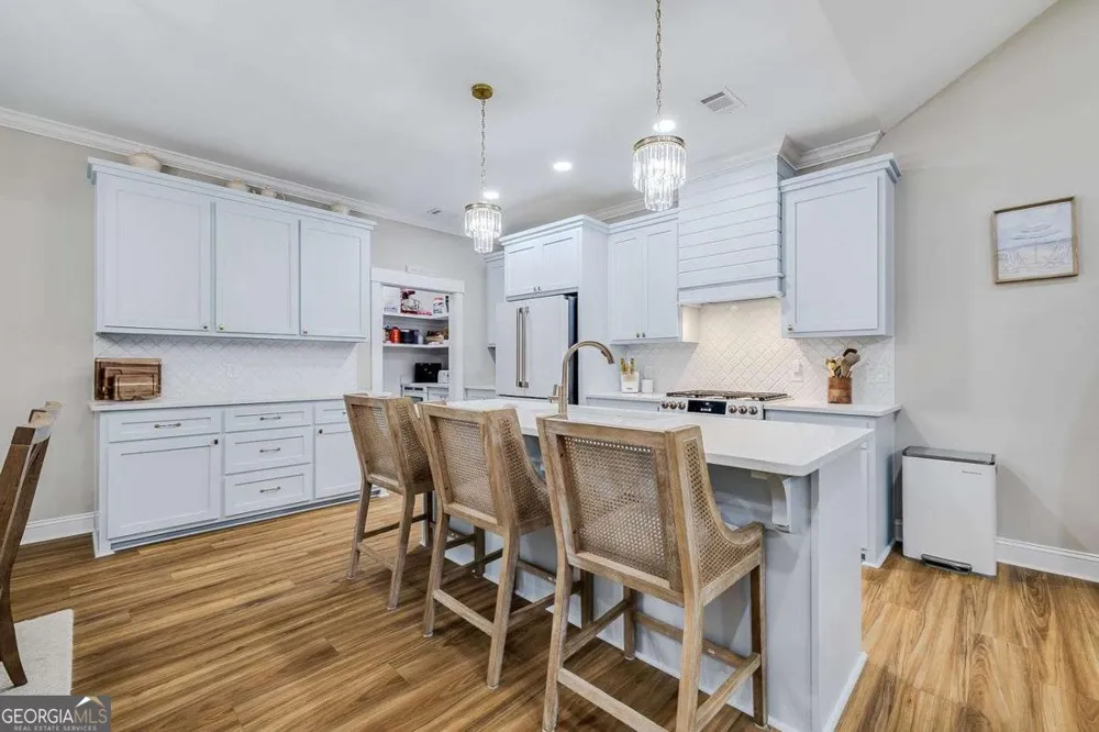 1037 Lake Side DR NE Townsend, GA 31331
