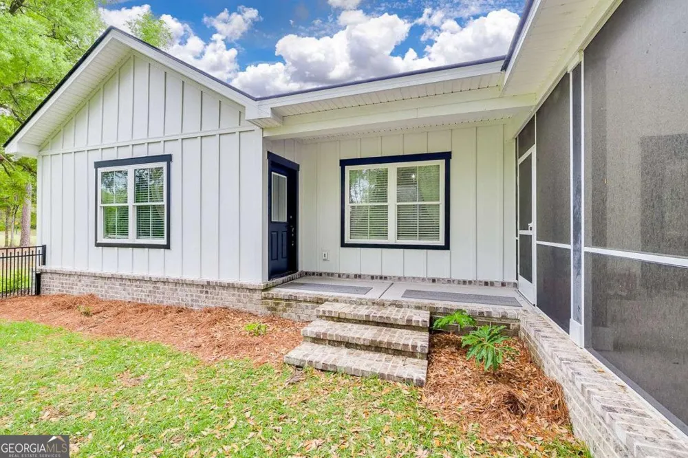 1037 Lake Side DR NE Townsend, GA 31331