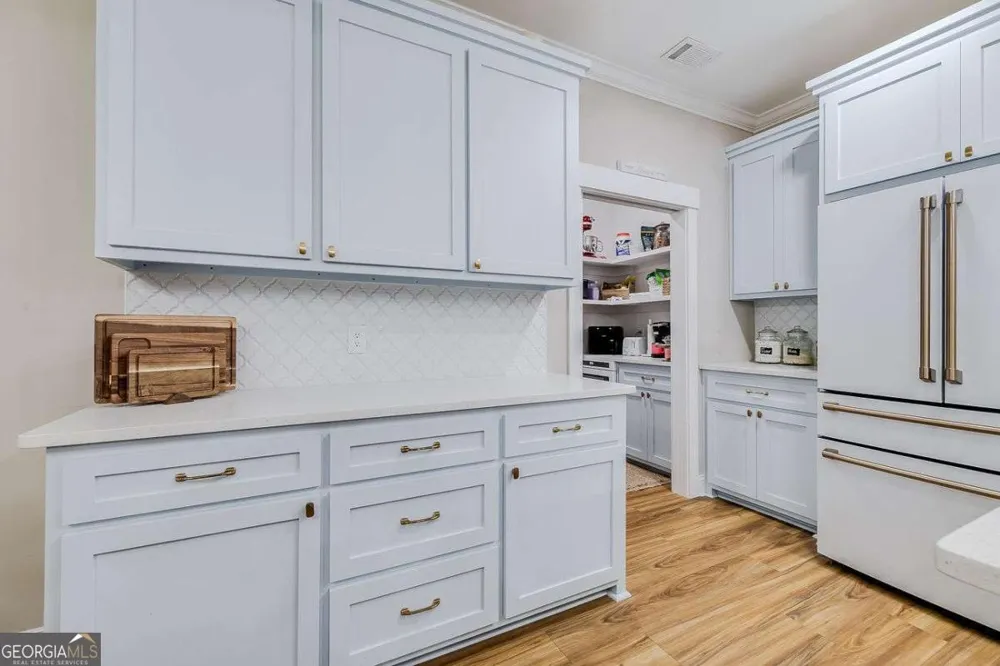 1037 Lake Side DR NE Townsend, GA 31331