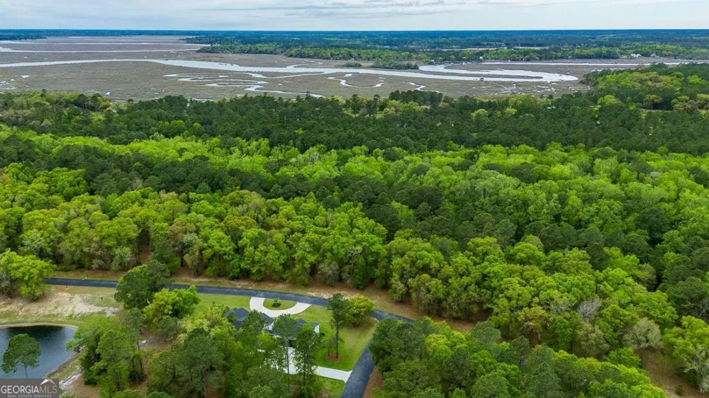 1037 Lake Side DR NE Townsend, GA 31331