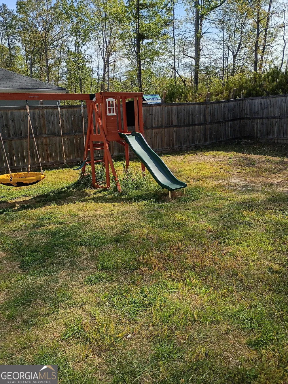 93 Oxford LN Kingston, GA 30145