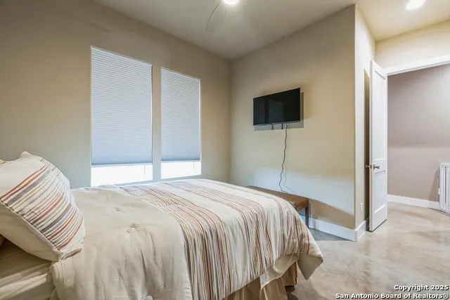 1062 Lariat Bandera, TX 78003