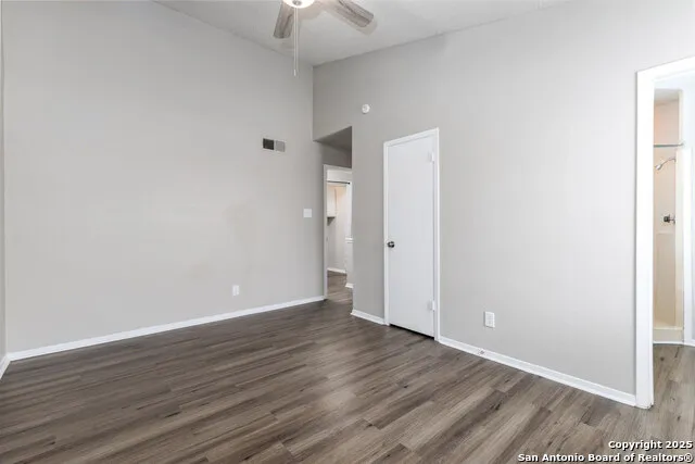 554 Dukeway Universal City, TX 78148