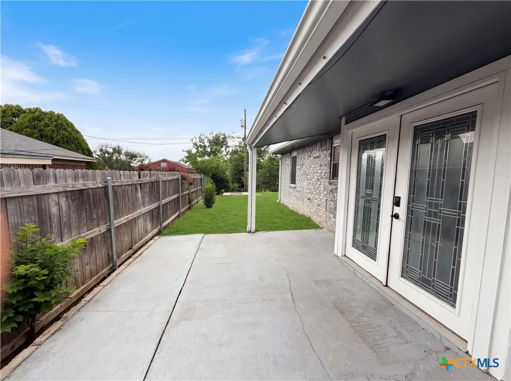 203 W Hogan Drive Copperas Cove, TX 76522