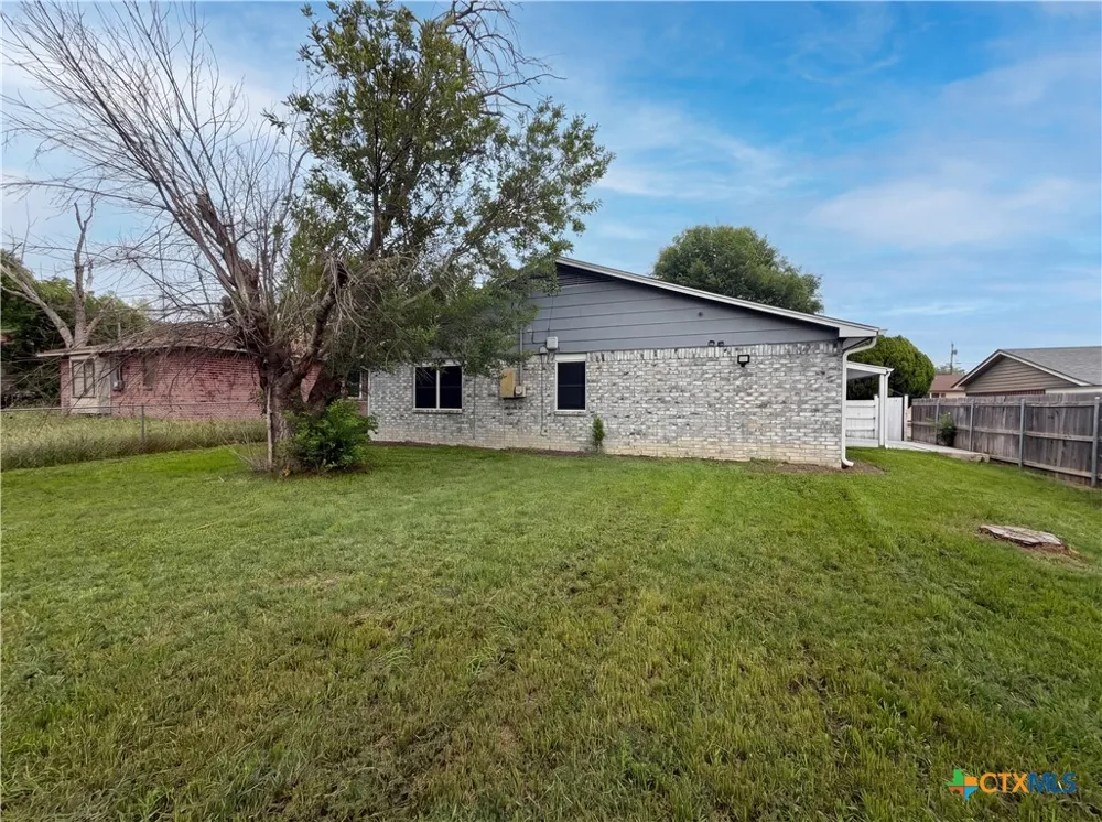 203 W Hogan Drive Copperas Cove, TX 76522