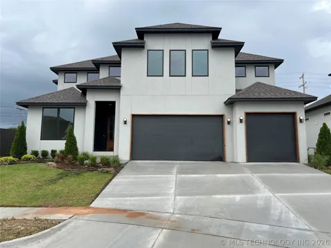 16607 E 41st Place S