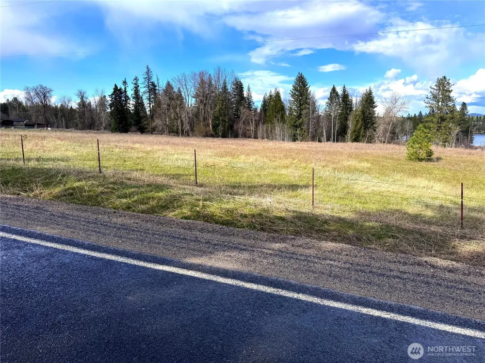 2 XXXX E Eloika Lake Road Deer Park, WA 99006