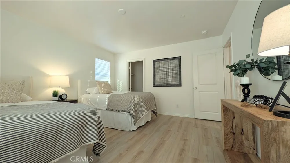 6341 Waterstone Fontana, CA 92336