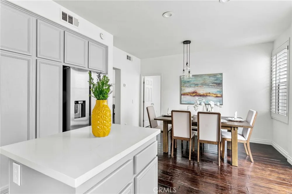 6 Del Carlo Irvine, CA 92606