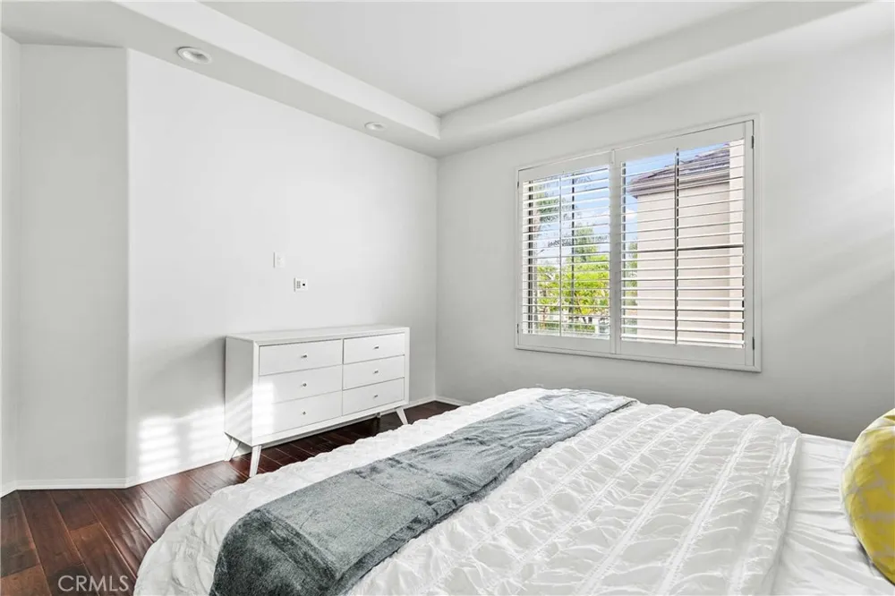 6 Del Carlo Irvine, CA 92606