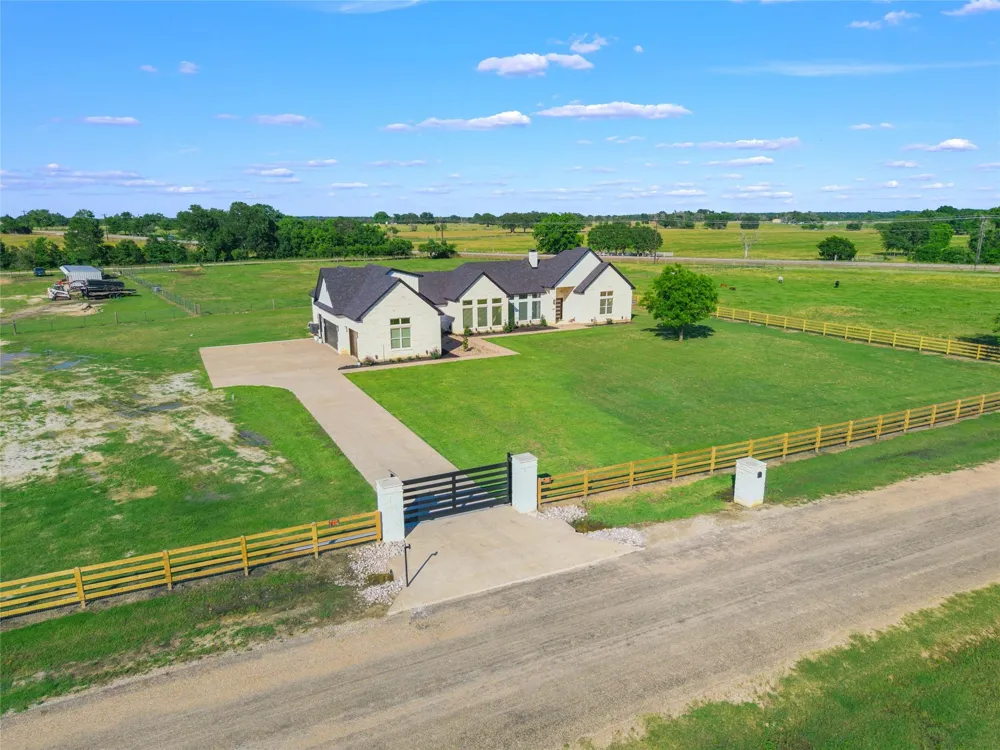 13504 Hudson Farms Road Franklin, TX 77859
