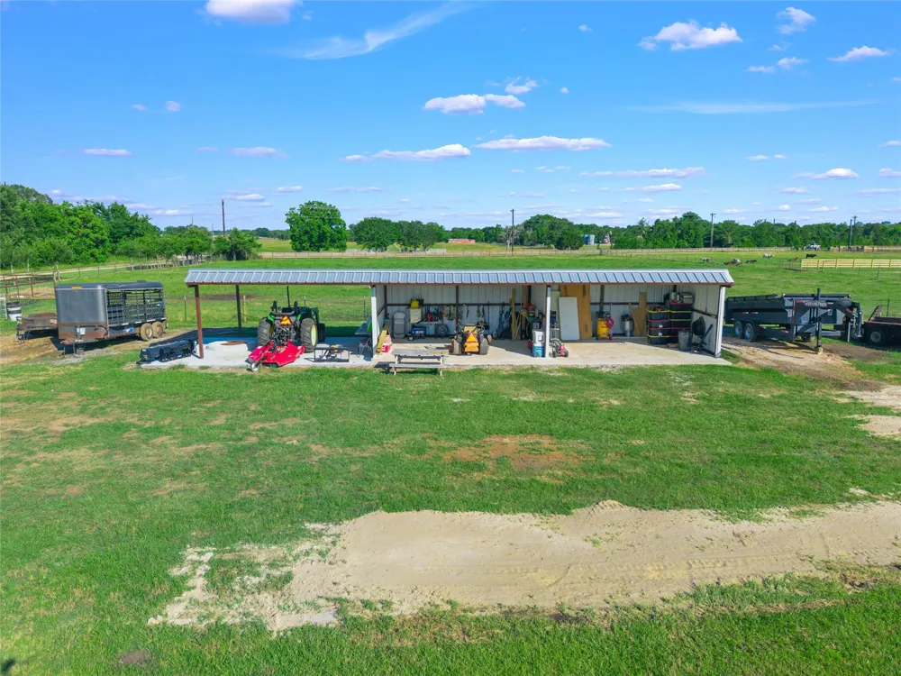 13504 Hudson Farms Road Franklin, TX 77859