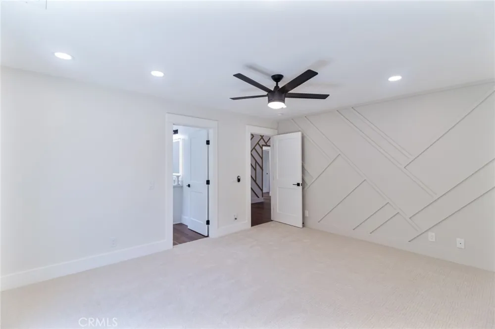4122 Loma Irvine, CA 92604