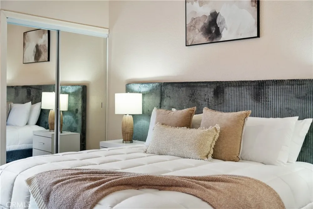 108 Wild Horse #6 Rancho Santa Margarita, CA 92688