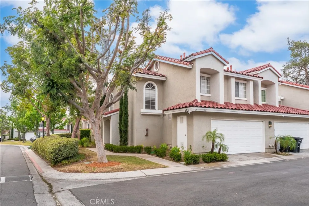108 Wild Horse #6 Rancho Santa Margarita, CA 92688