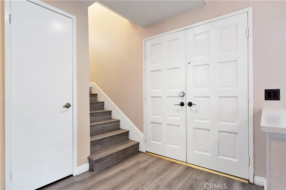 108 Wild Horse #6 Rancho Santa Margarita, CA 92688