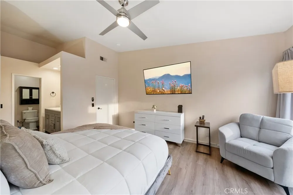 108 Wild Horse #6 Rancho Santa Margarita, CA 92688