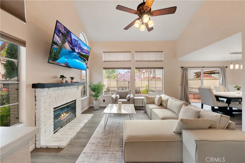 108 Wild Horse #6 Rancho Santa Margarita, CA 92688