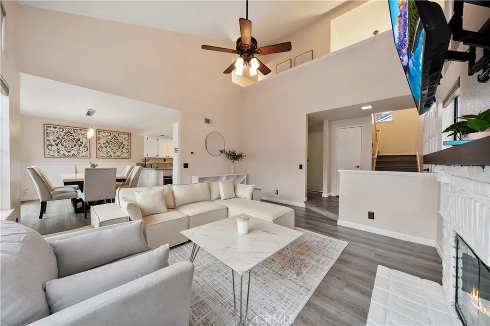 108 Wild Horse #6 Rancho Santa Margarita, CA 92688