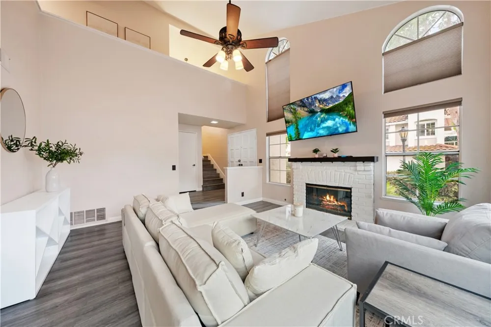 108 Wild Horse #6 Rancho Santa Margarita, CA 92688