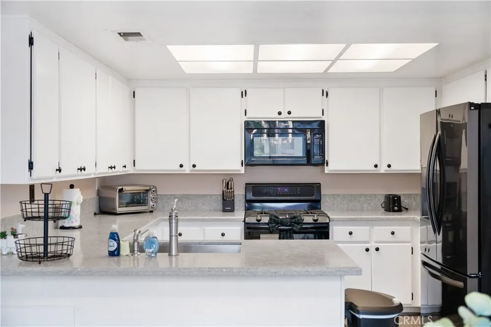 108 Wild Horse #6 Rancho Santa Margarita, CA 92688