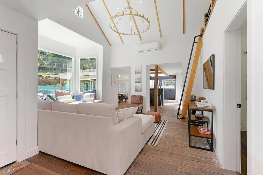 1003 Laurel Glen Soquel, CA 95073