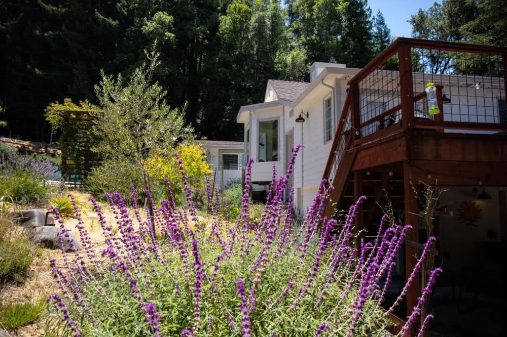 1003 Laurel Glen Soquel, CA 95073