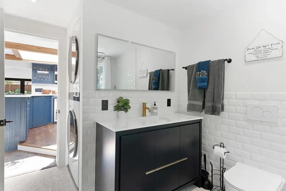 1003 Laurel Glen Soquel, CA 95073