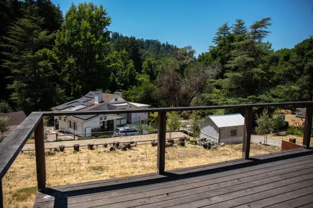 1003 Laurel Glen Soquel, CA 95073